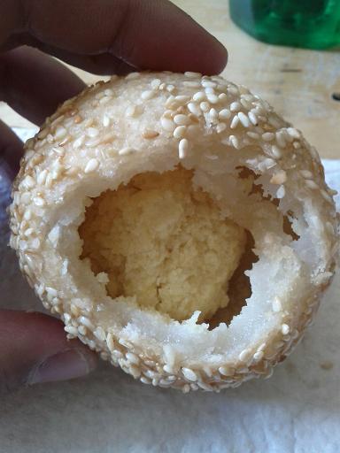 Une boule... DANS UNE BOULE! 