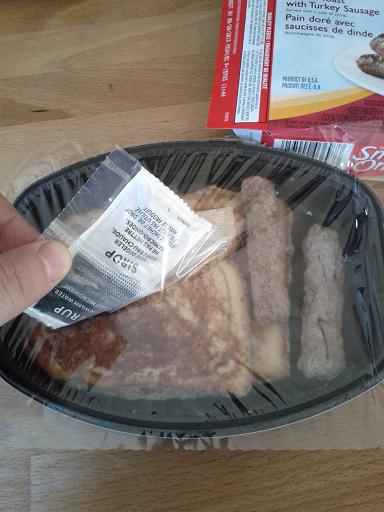 Oh... on doit enlever le ti-paquet de sirop avant!