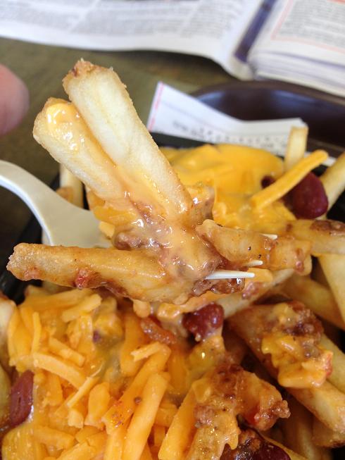 Brrrrrwooooon... Ouvre la porte du hangar le p'tit avion va rentrer!