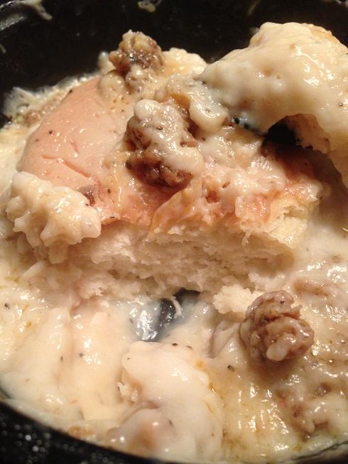 On joue avec son manger... 