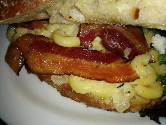 Du Bon Manger - Grilled Cheese Mac and Cheese 2