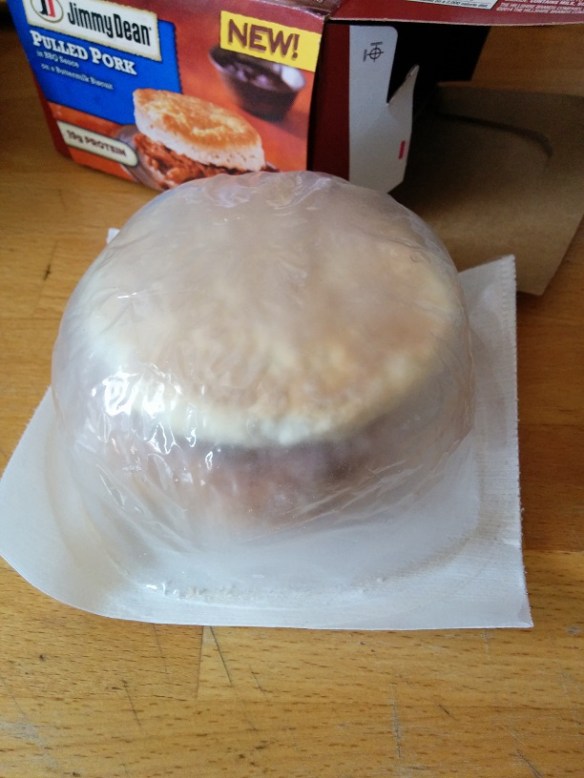 Du Bon Manger - Jimmy Dean Pulled Pork Biscuit Sandwich 2