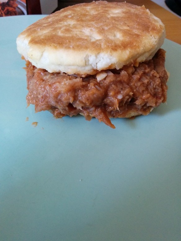 Du Bon Manger - Jimmy Dean Pulled Pork Biscuit Sandwich 4