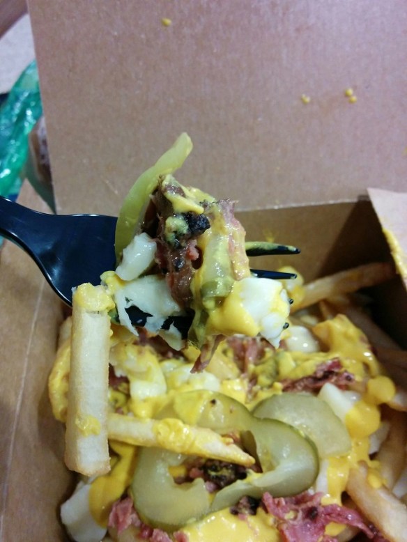 Du Bon Manger - Poutine Jeff Petry 3
