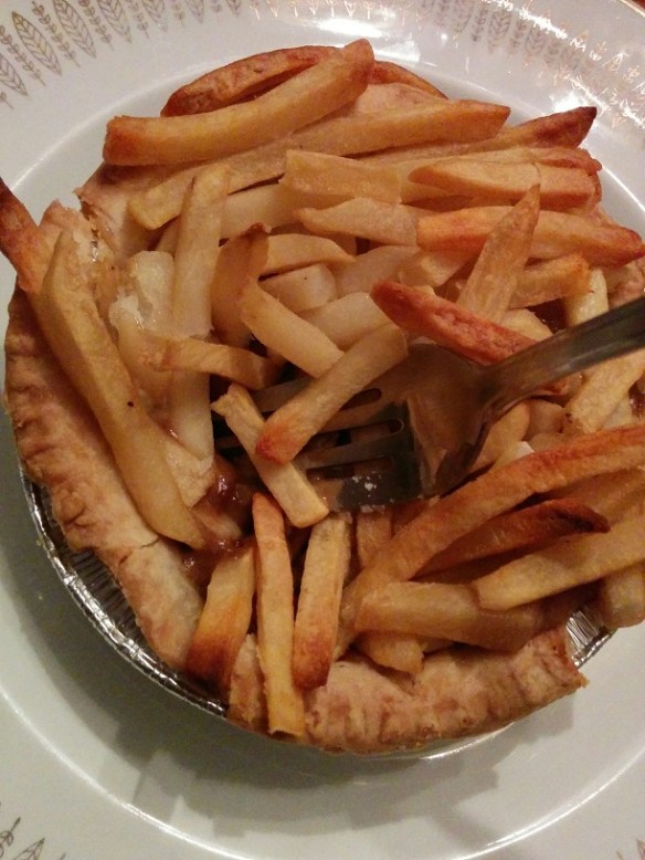 Du Bon Manger - Pâté à la poutine au boeuf effiloché 5