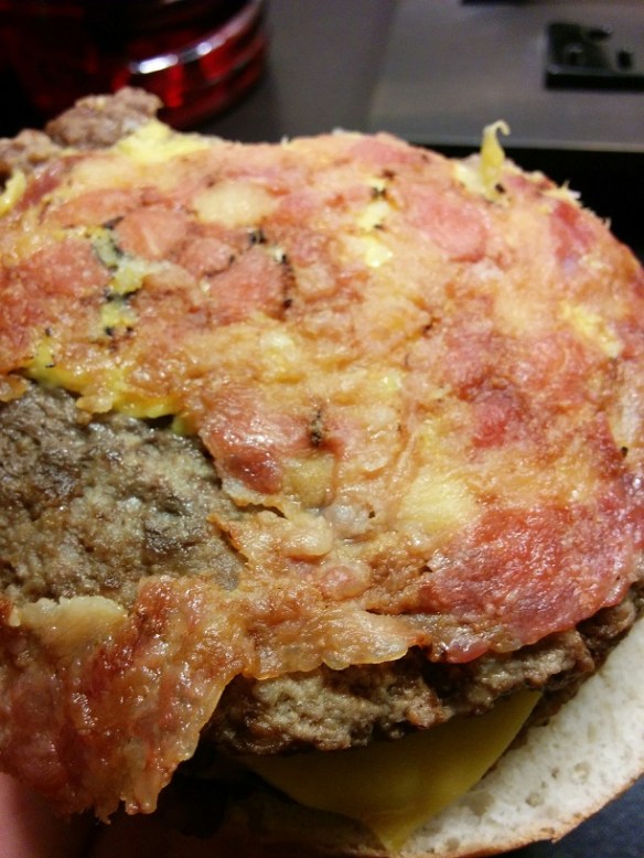 Du Bon Manger - Sams Choice Bacon SteakBurger with cheese 8